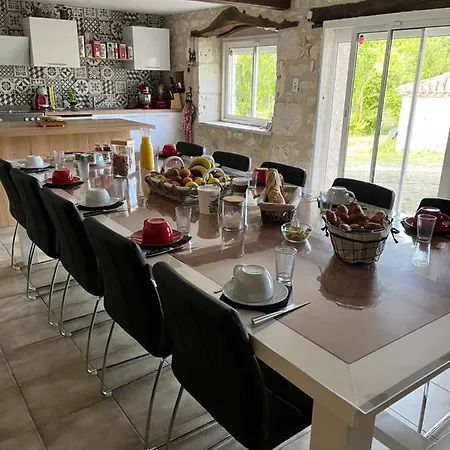 D'hotes Le Malbouyssou فندق مبيت وإفطار 3*